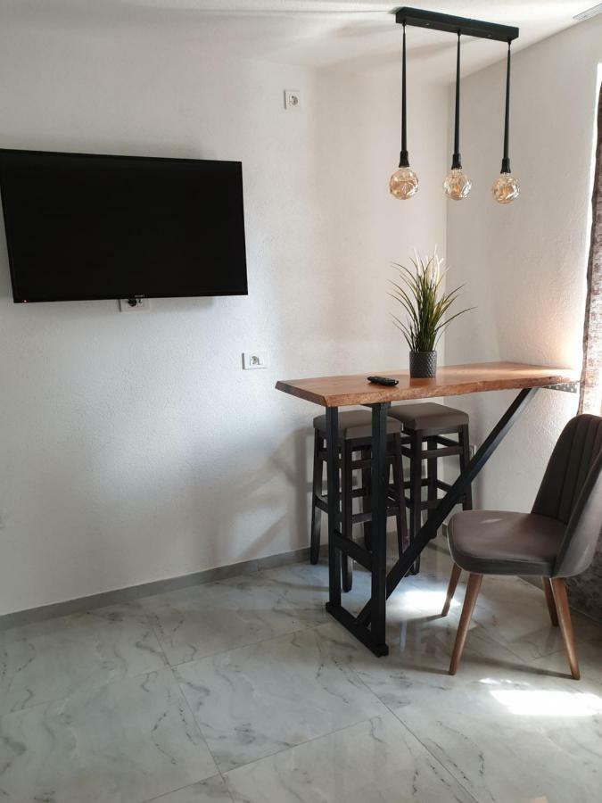 Apartments Lapidarium オフリド エクステリア 写真